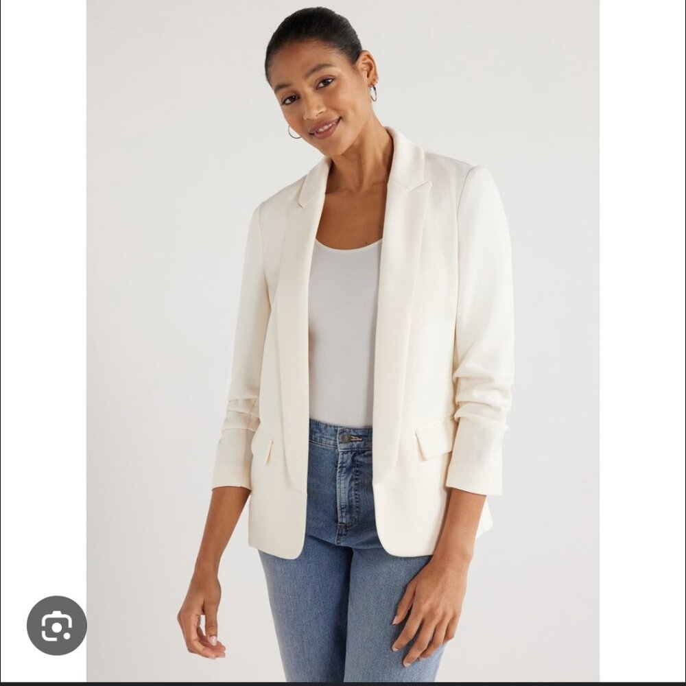 Scoop White Blazer with Ruched Sleeves